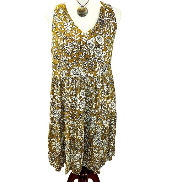 Rachel Ashwell Dresses & Skirts - Rachel Ashwell Floral Leaves Dress